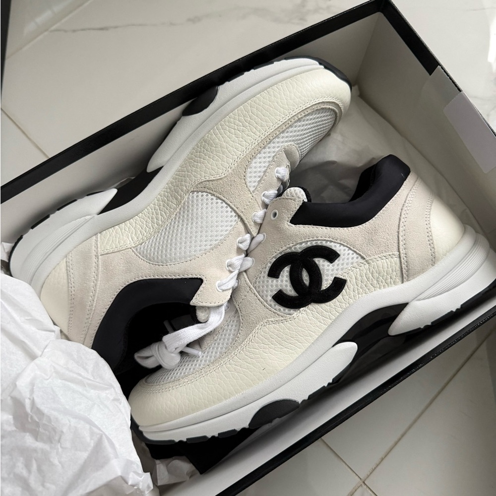 CHANEL Cream & Black CC Logo Platform Sneakers